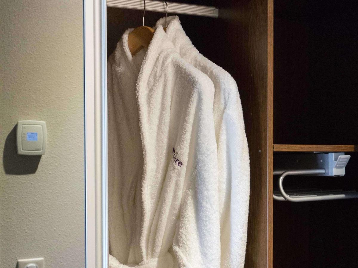 เมอร์เคียว คาเยน รอยัล อมาโซเนีย Hotel กาแยน ภายนอก รูปภาพ