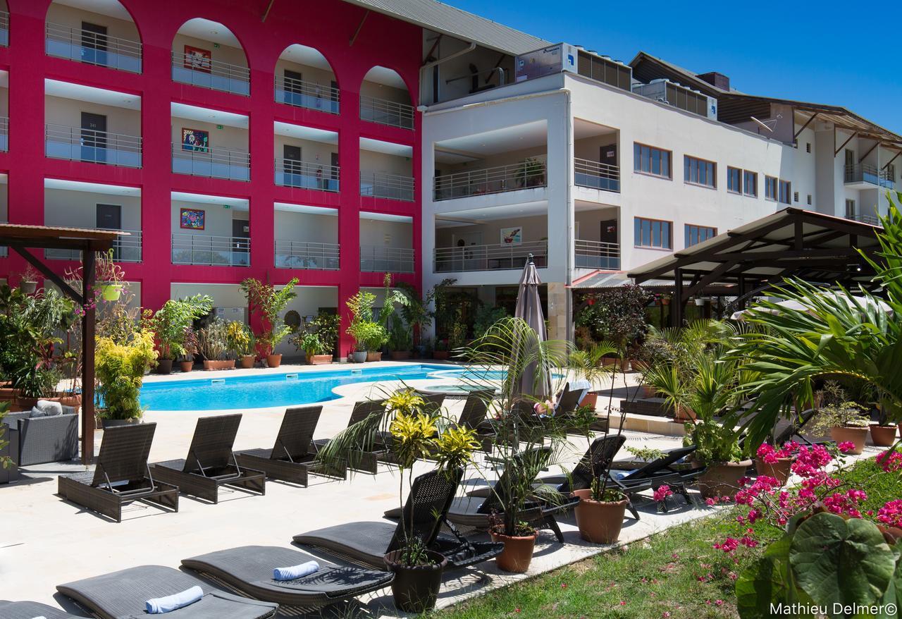เมอร์เคียว คาเยน รอยัล อมาโซเนีย Hotel กาแยน ภายนอก รูปภาพ