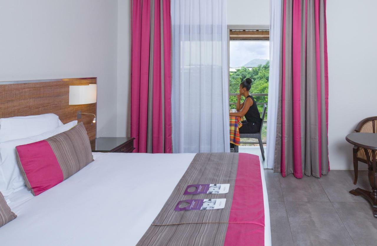 เมอร์เคียว คาเยน รอยัล อมาโซเนีย Hotel กาแยน ภายนอก รูปภาพ